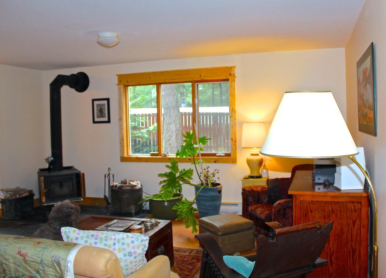 The Perch On Gabriola Bed and Breakfast Esterno foto