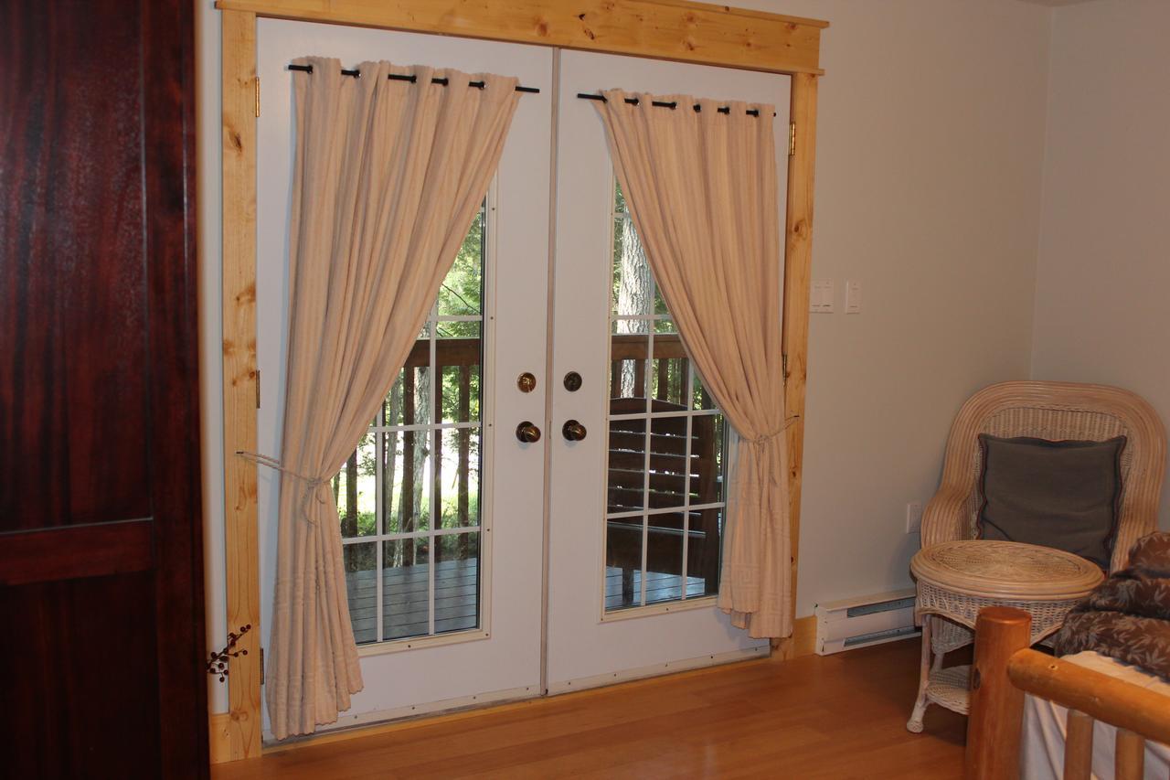 The Perch On Gabriola Bed and Breakfast Esterno foto